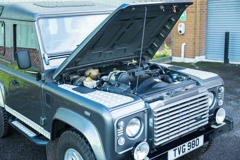 Bild 21/50 von Land Rover Defender 90 (2013)