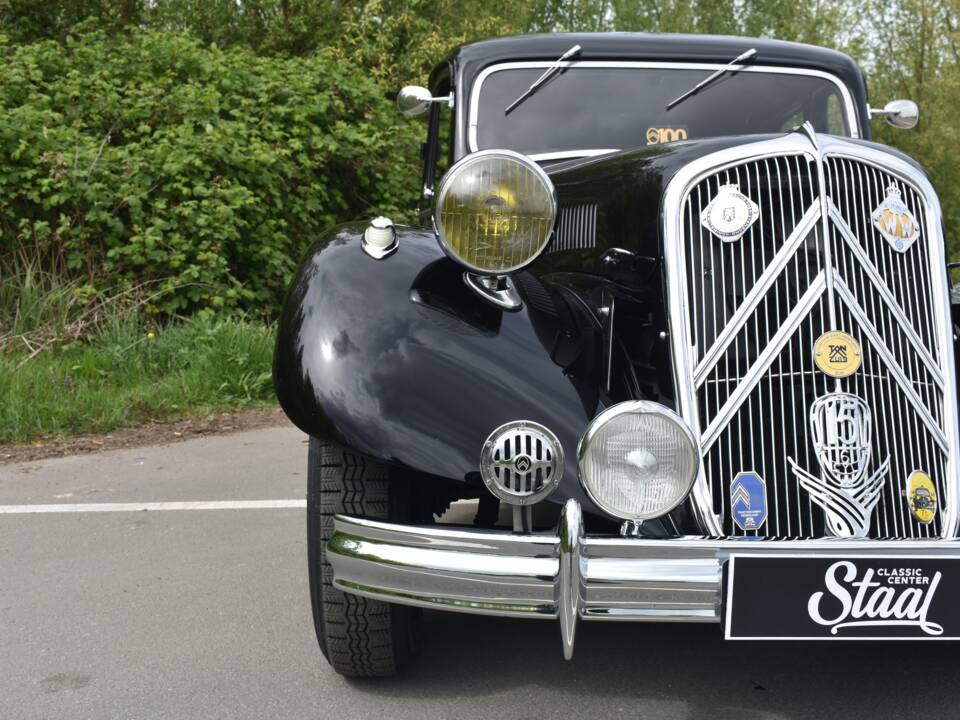 Image 20/57 de Citroën Traction Avant 15/6 (1950)