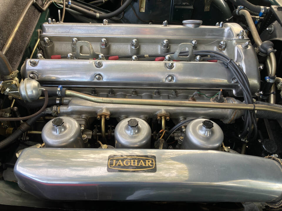 Image 36/52 de Jaguar 420 G (1967)