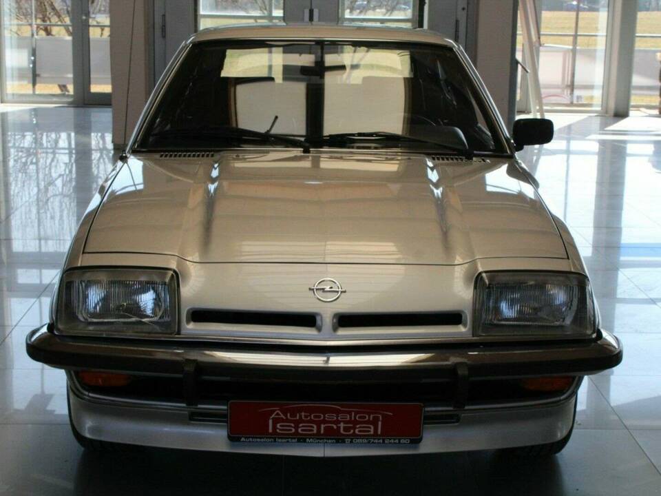 Immagine 14/20 di Opel Manta  2,0 E (1979)