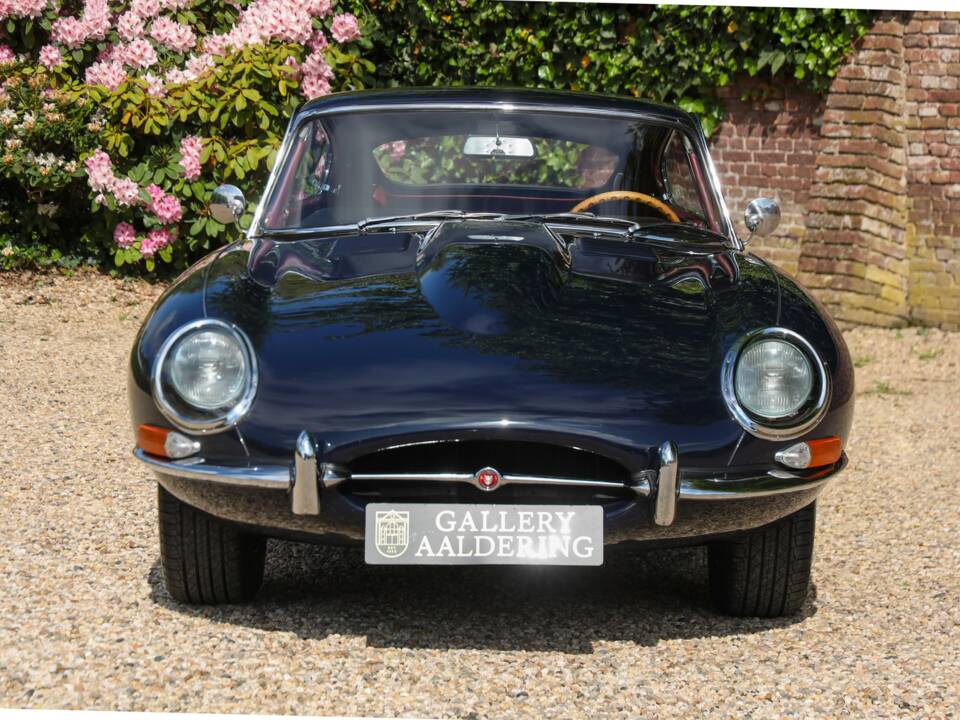 Imagen 5/50 de Jaguar E-Type 4.2 (1964)