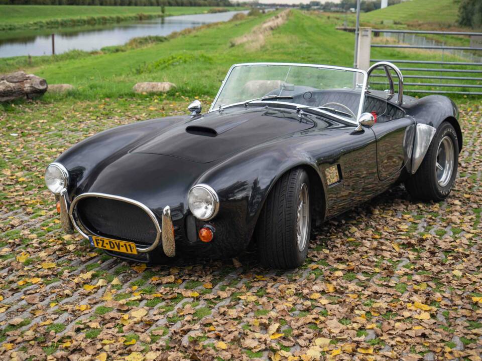 Image 4/8 of Dax Tojeiro 427 (1992)