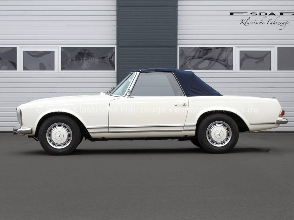 Afbeelding 6/31 van Mercedes-Benz 230 SL (1967)