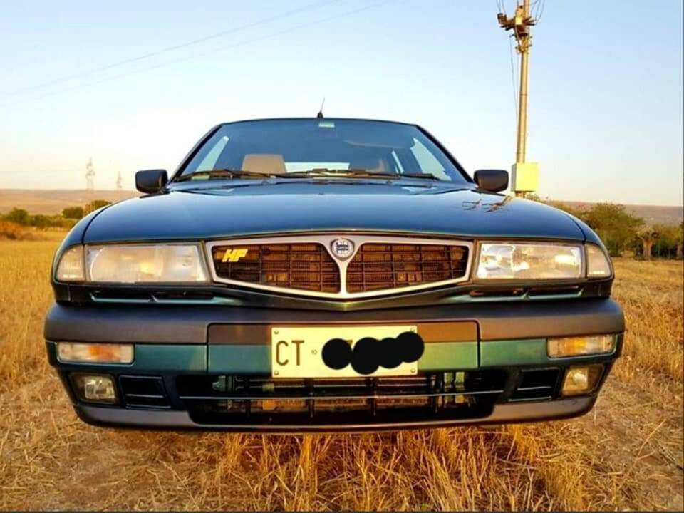 Bild 2/18 von Lancia Delta HF Turbo (1994)