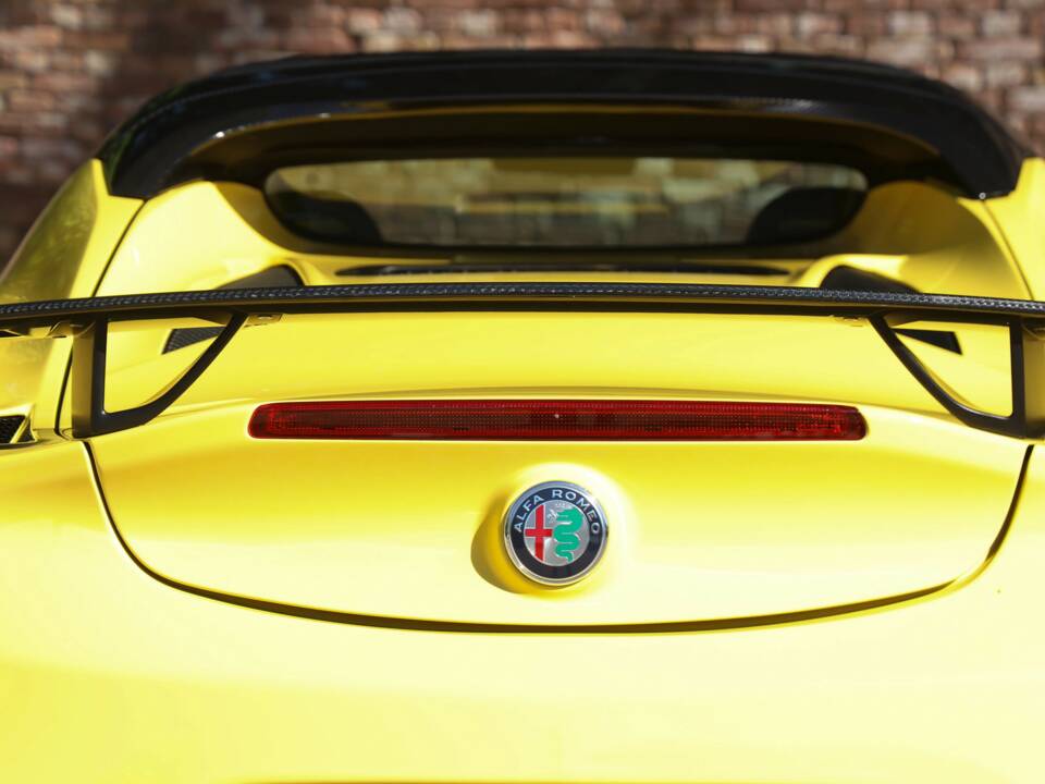 Image 40/50 of Alfa Romeo 4C Spider (2018)