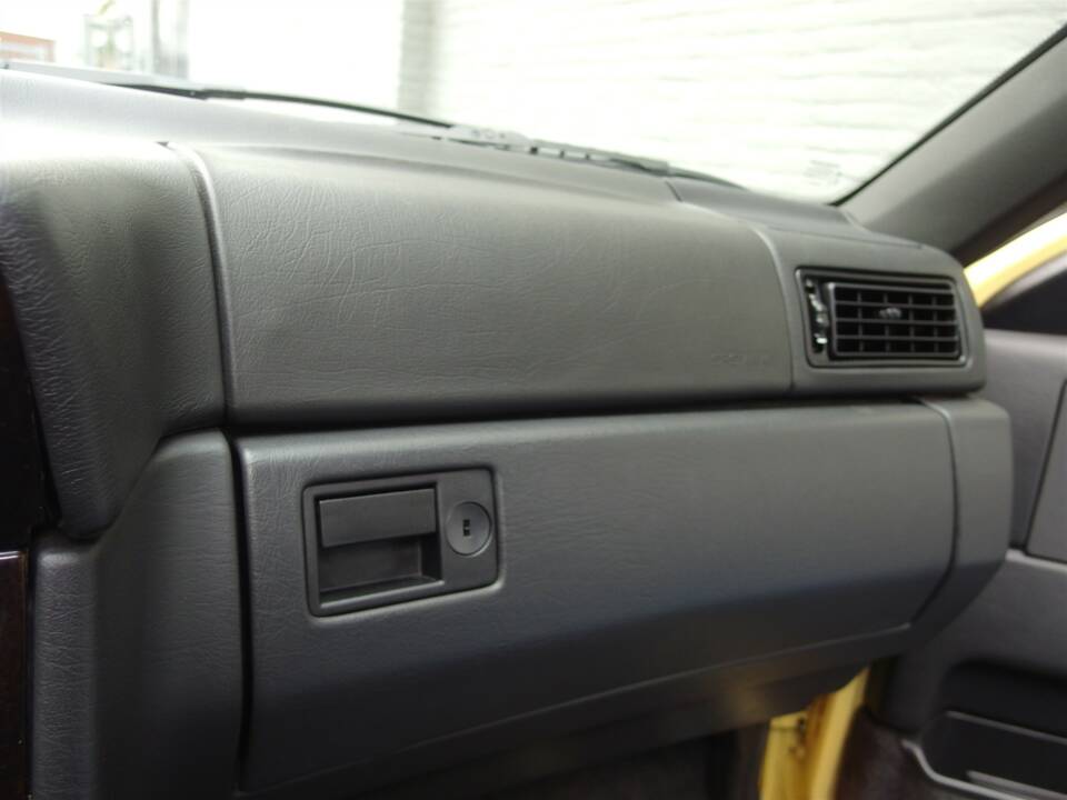 Image 21/50 de Volvo 850 T-5R (1995)