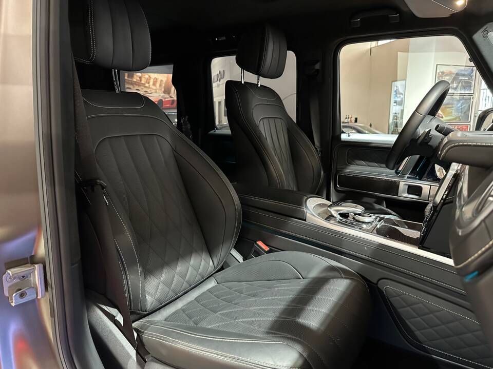 Bild 13/33 von Mercedes-Benz G 400 d (LWB) (2020)