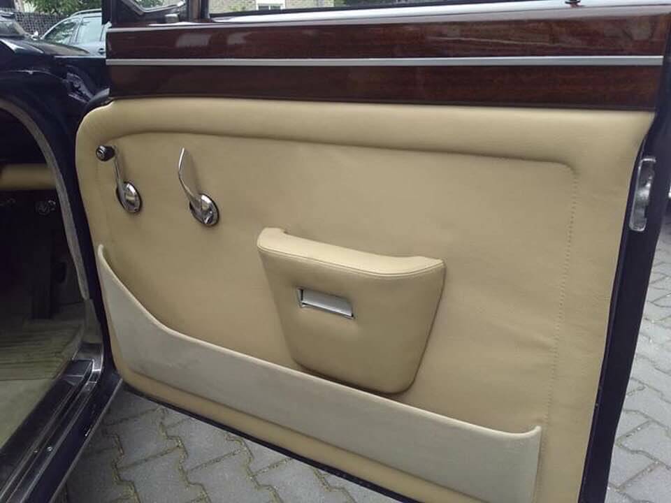 Image 2/28 of Rover 3.5 Litre Coupe (1973)