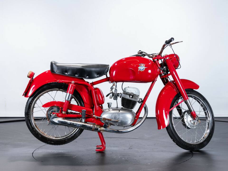Image 5/27 of MV Agusta 125 TR (1955)