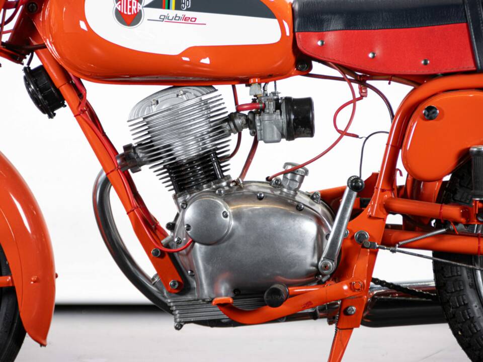 Image 13/50 de Gilera Giubileo 100 (1962)
