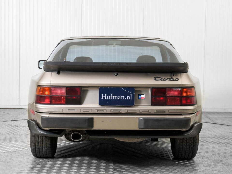 Image 13/50 de Porsche 944 (1983)