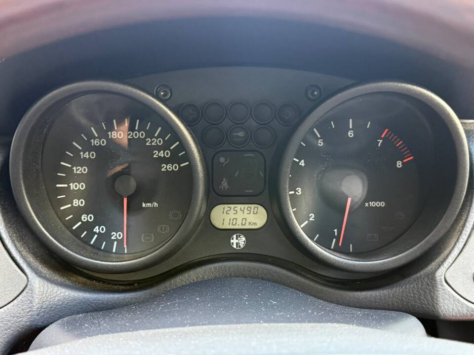 Bild 35/43 von Alfa Romeo Spider 2.0 Twin Spark 16V (1995)