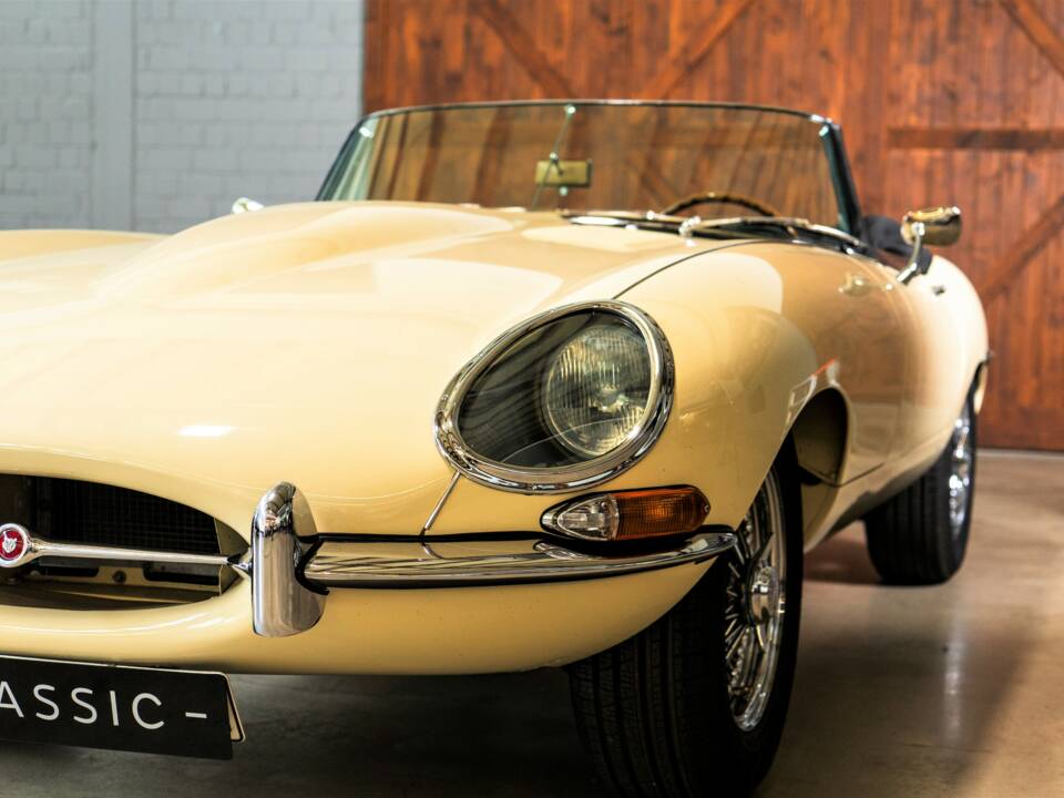 Obraz 24/29 pojazdu Jaguar E-Type 3.8 (1963)