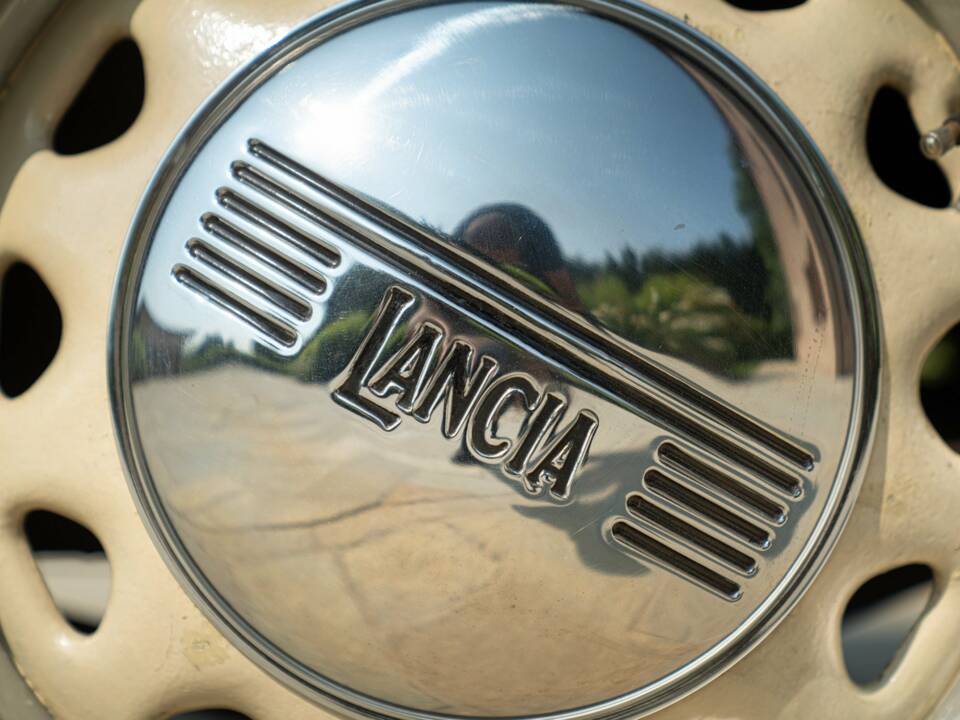 Image 26/50 of Lancia Ardea (1947)