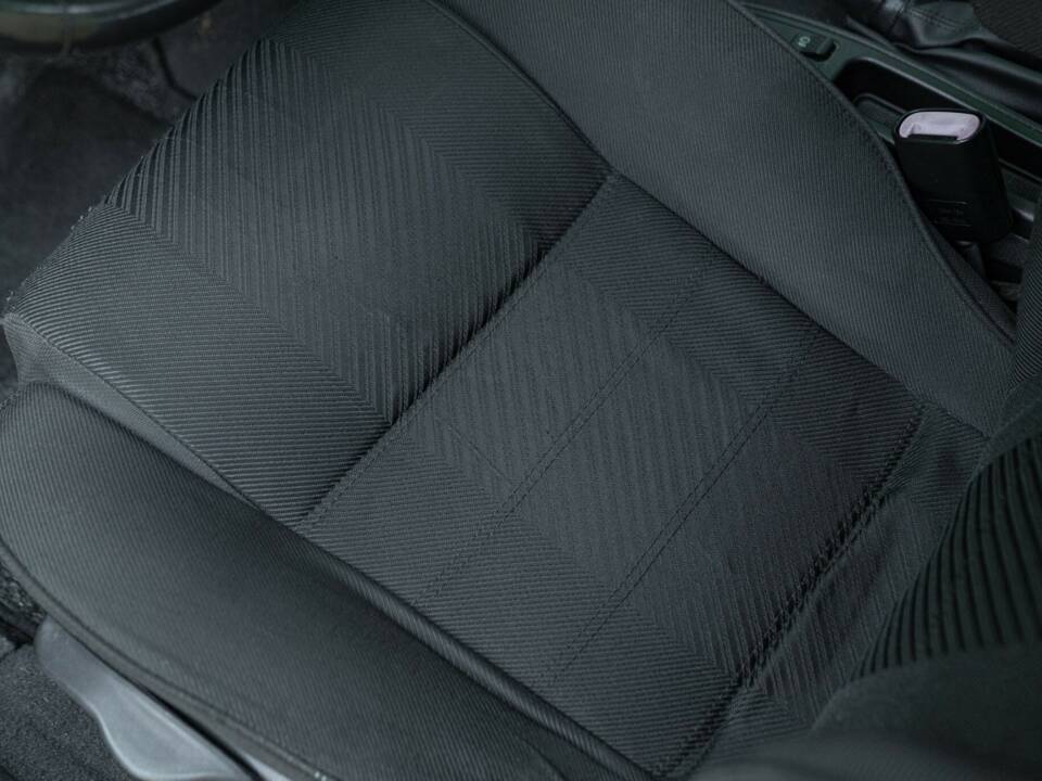 Imagen 42/50 de Alfa Romeo 156 2.5 V6 (2000)