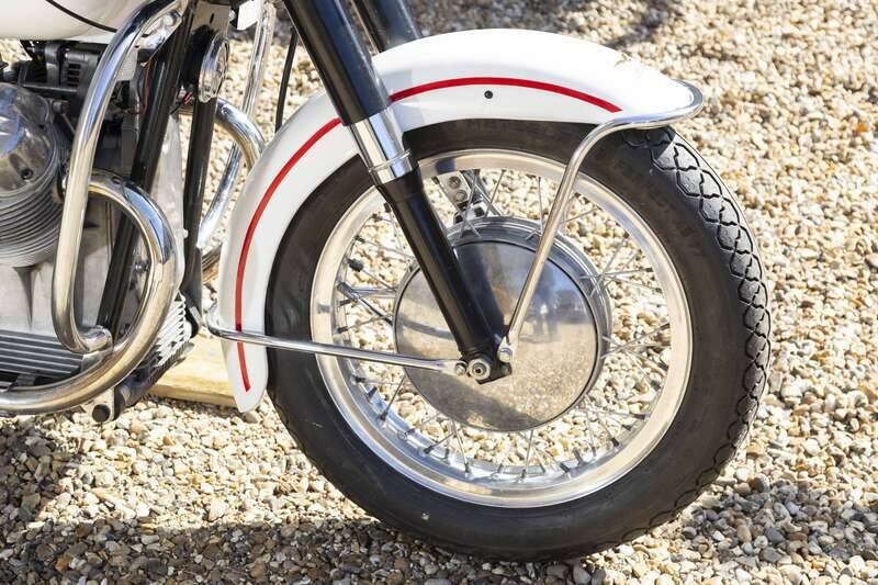 Image 9/36 of Moto Guzzi V 7 Special (1970)