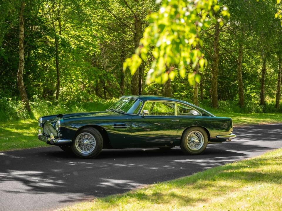 Afbeelding 22/76 van Aston Martin DB 4 (1961)