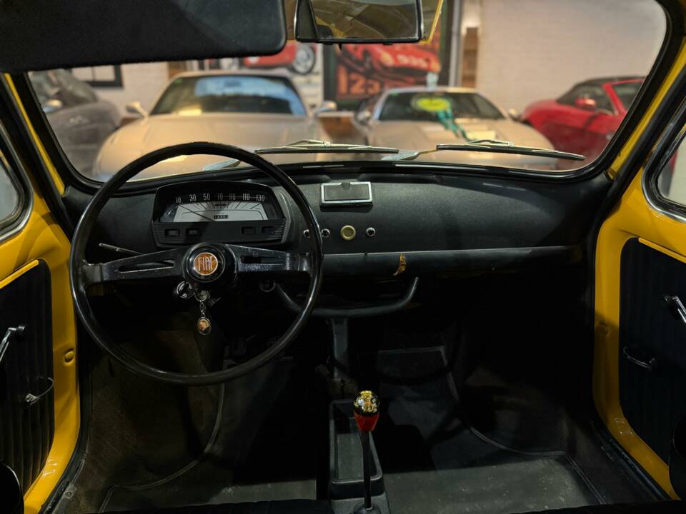 Image 58/76 de FIAT 500 L (1970)