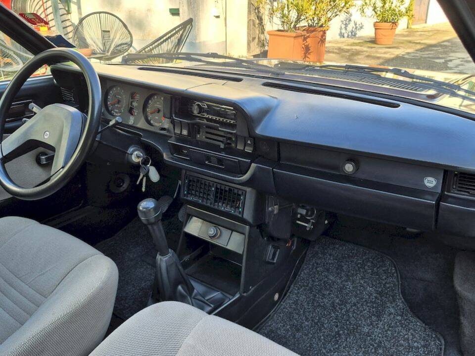 Imagen 44/60 de Lancia Beta Coupe 1300 (1978)