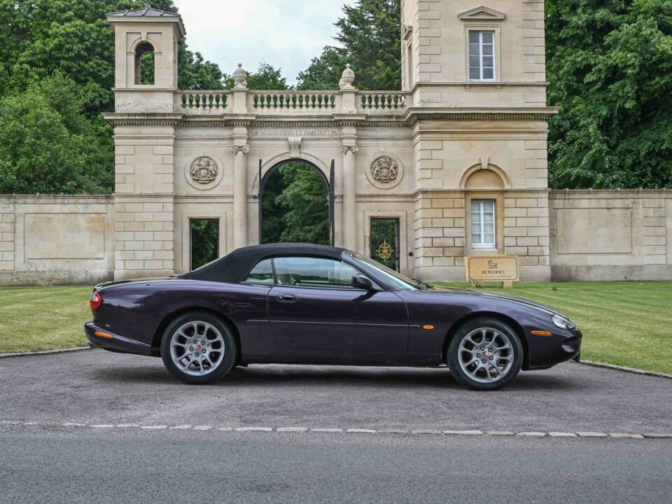 Afbeelding 10/50 van Jaguar XKR (1998)