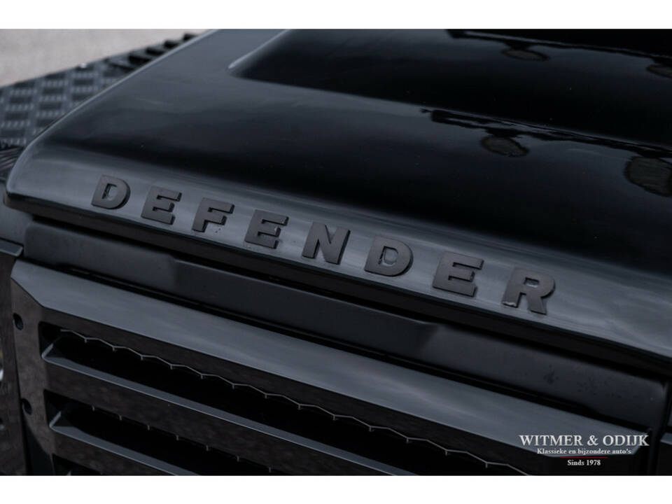 Image 22/30 of Land Rover Defender 90 (1997)