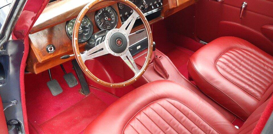 Image 33/49 of Jaguar Mk II 3.8 (1963)