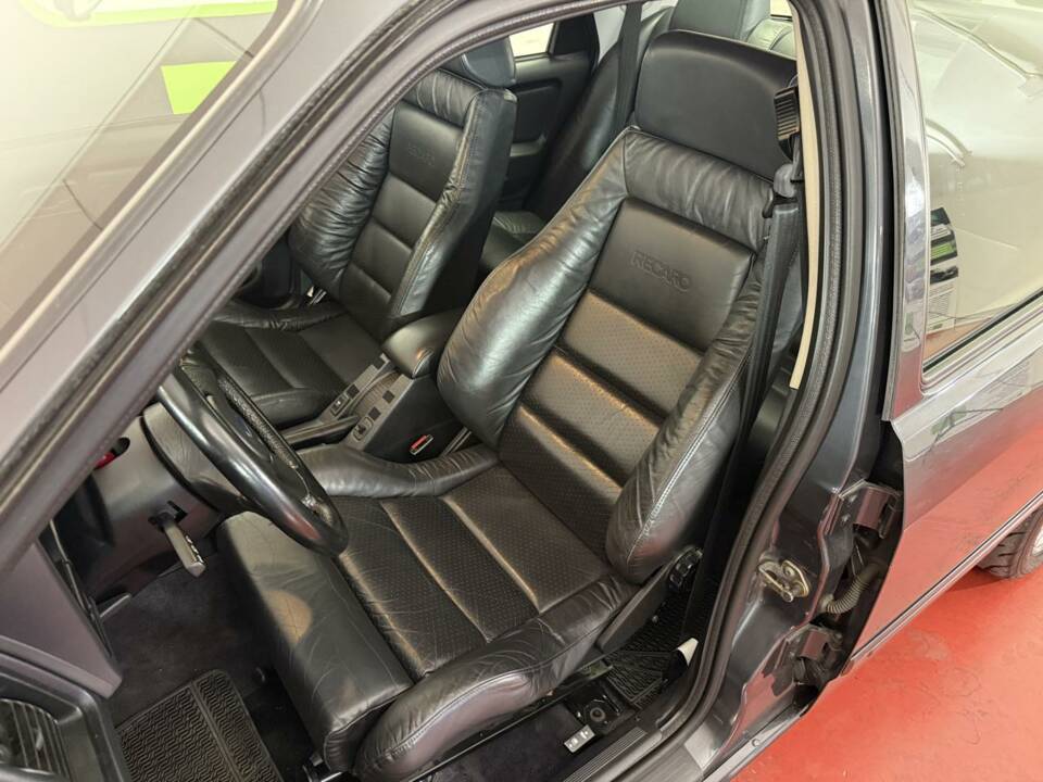 Image 10/36 of Ford Sierra Cosworth 4x4 (1990)