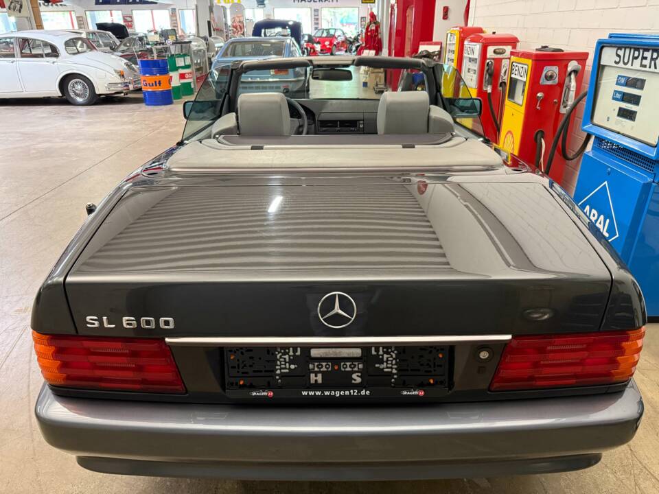 Bild 15/20 von Mercedes-Benz SL 600 (1994)