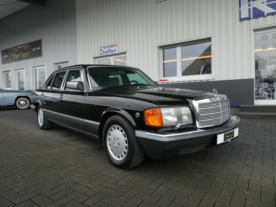 Bild 1/28 von Mercedes-Benz 500 SEL Sonderschutz (1991)