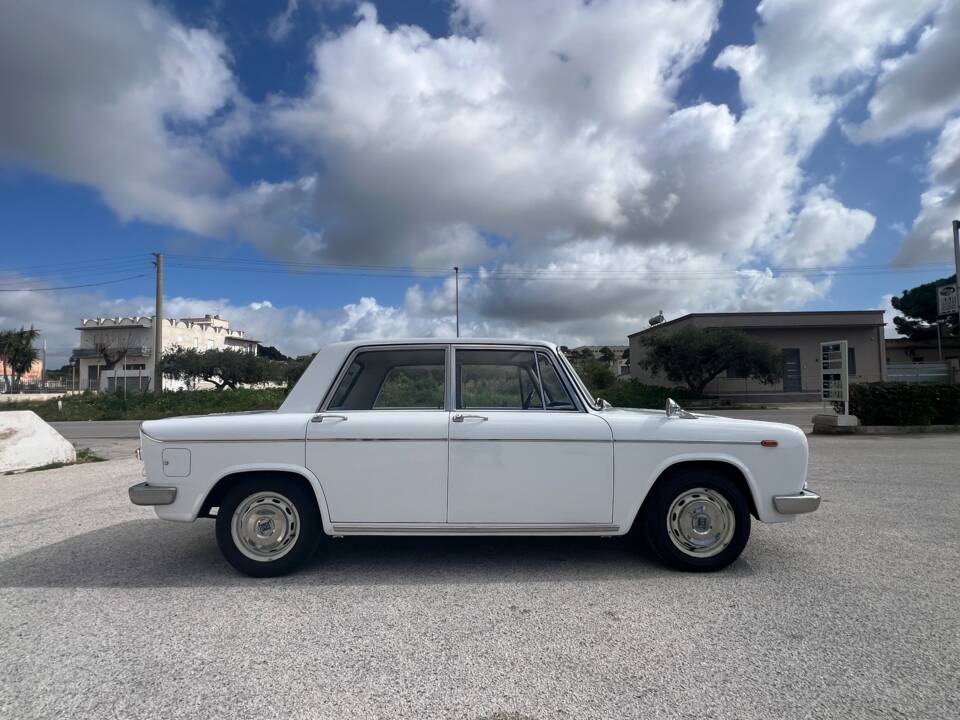 Image 5/23 of Lancia Fulvia GTE (1969)