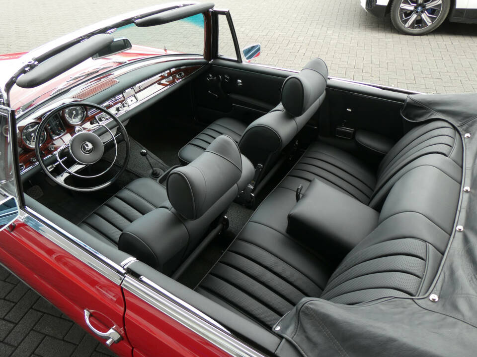Afbeelding 16/28 van Mercedes-Benz 250 SE (1965)