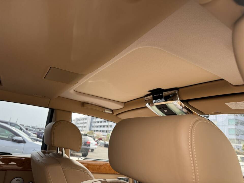 Bild 33/56 von Rolls-Royce Phantom VII (2006)