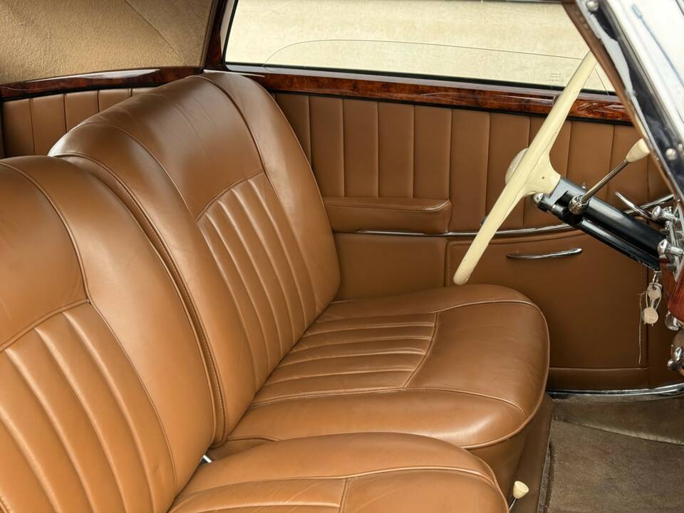 Bild 2/30 von Mercedes-Benz 220 Coupe (1954)