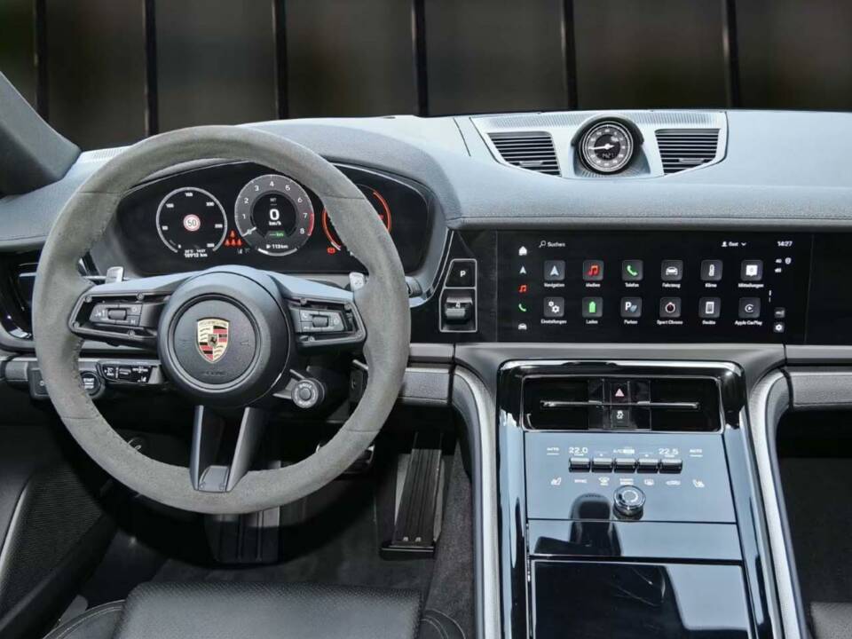 Image 3/10 of Porsche Panamera 4 E-Hybrid (2024)