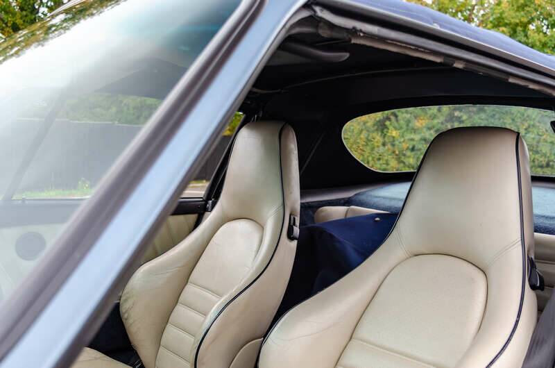 Bild 15/16 von Porsche 911 Carrera 4 (1990)