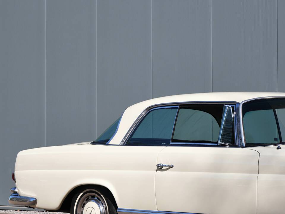 Imagen 3/43 de Mercedes-Benz 280 SE (1968)