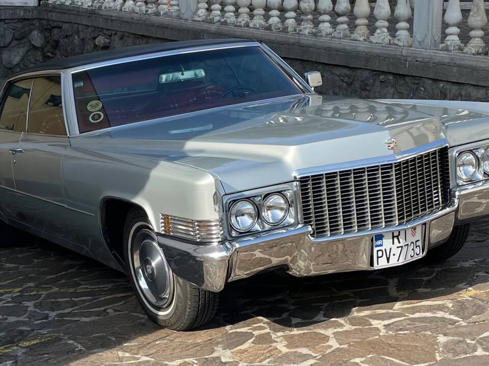 Image 49/51 de Cadillac Sedan DeVille (1970)