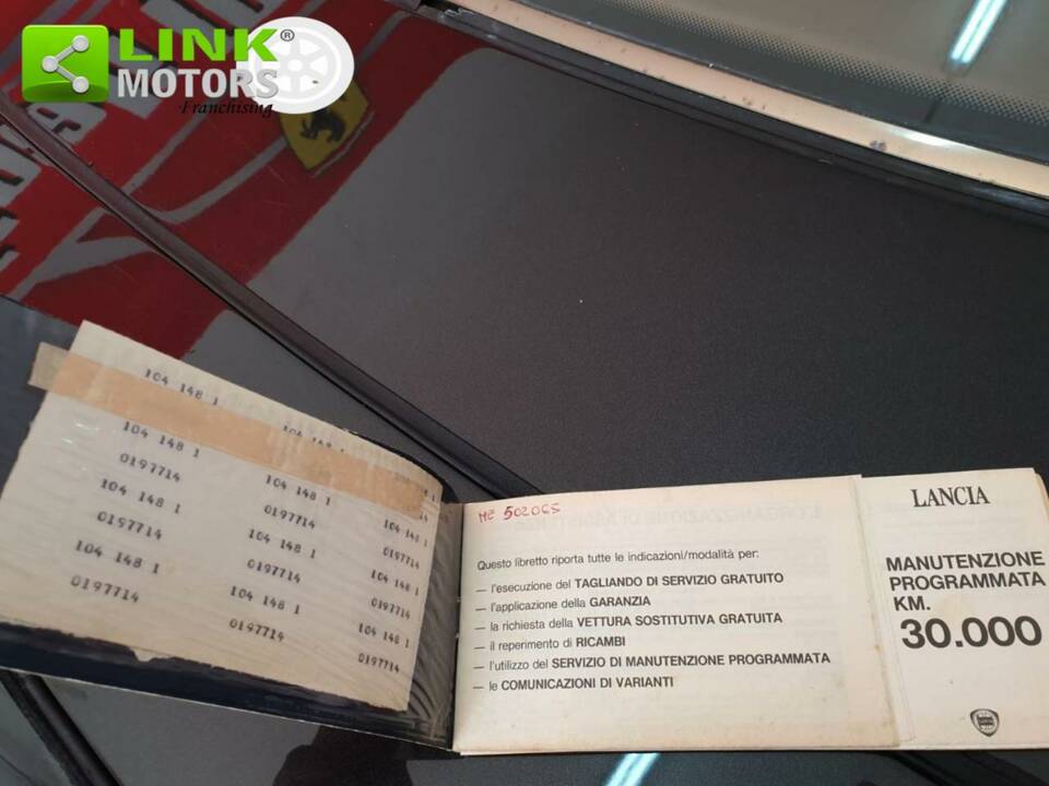 Immagine 4/50 di Lancia Thema 8.32 (1989)