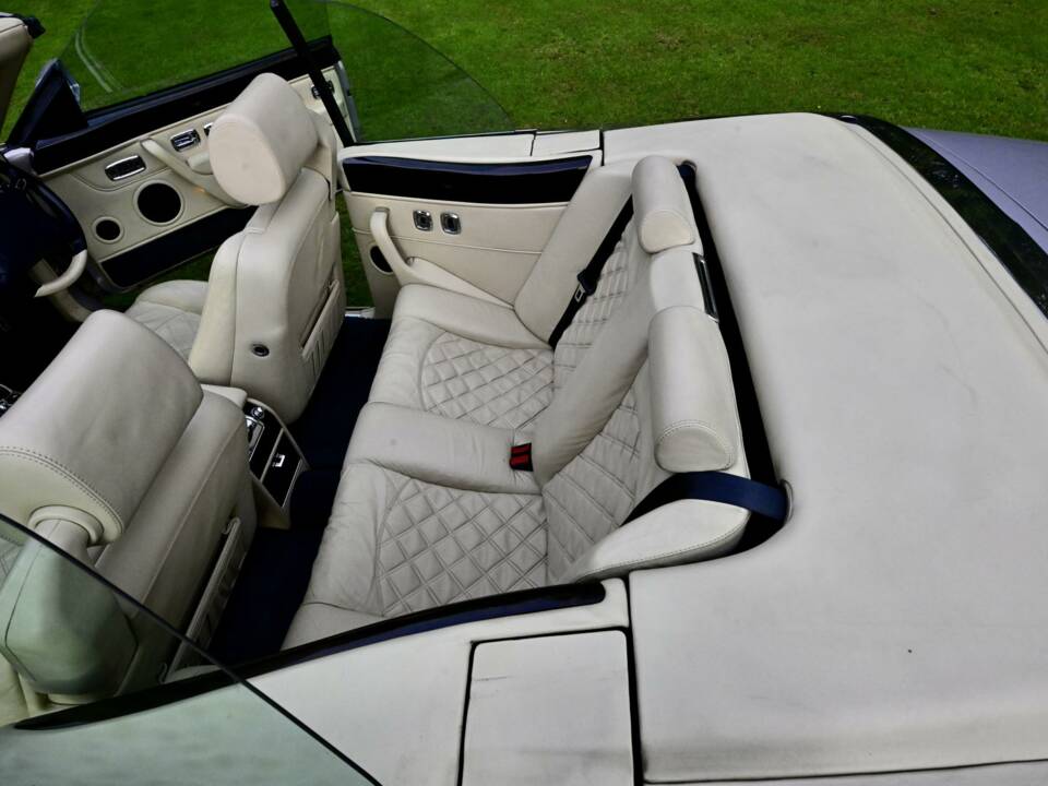 Bild 31/50 von Bentley Azure (2003)