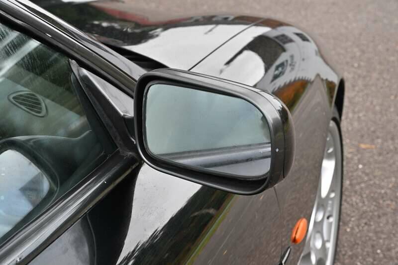 Afbeelding 38/50 van Jaguar XK8 4.0 (2002)