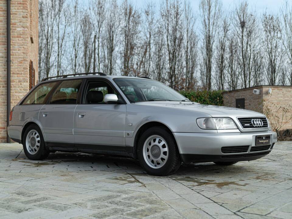 Bild 2/50 von Audi A6 Avant 2.0 quattro (1995)