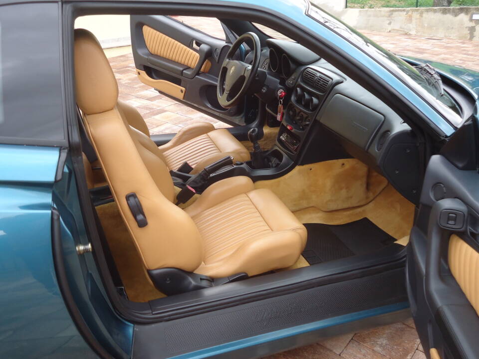 Bild 12/26 von Alfa Romeo GTV 2.0 V6 Turbo (1998)