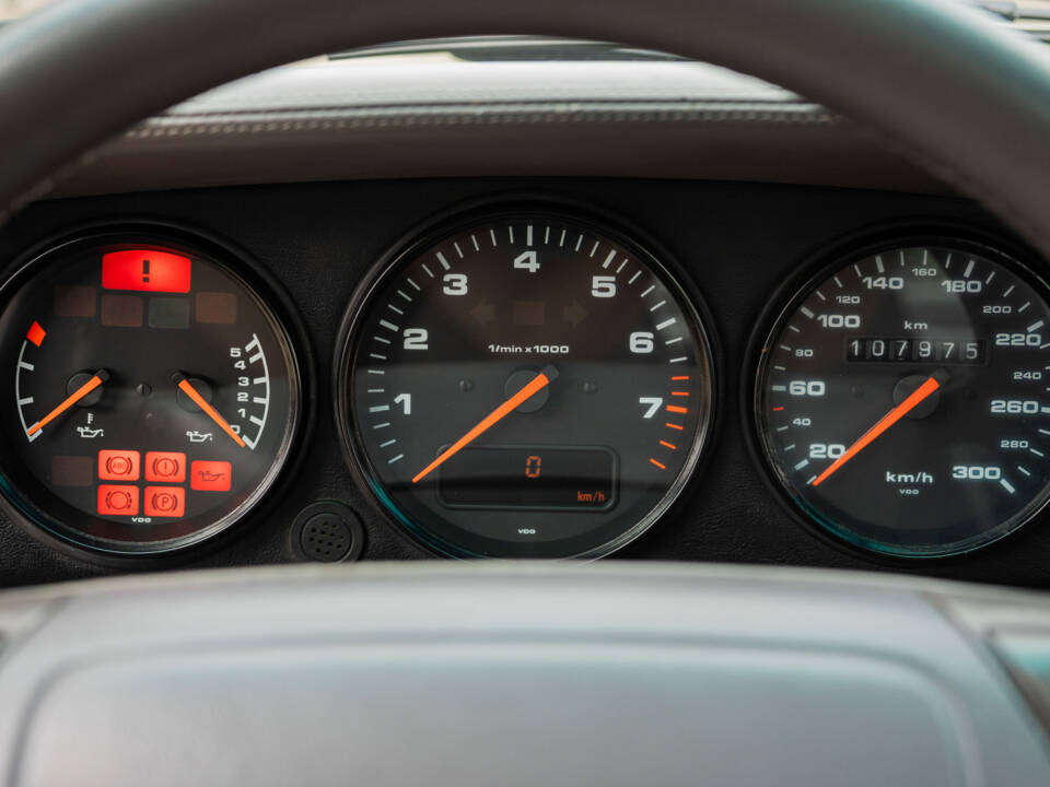 Image 78/87 of Porsche 911 Turbo 3.3 (1991)
