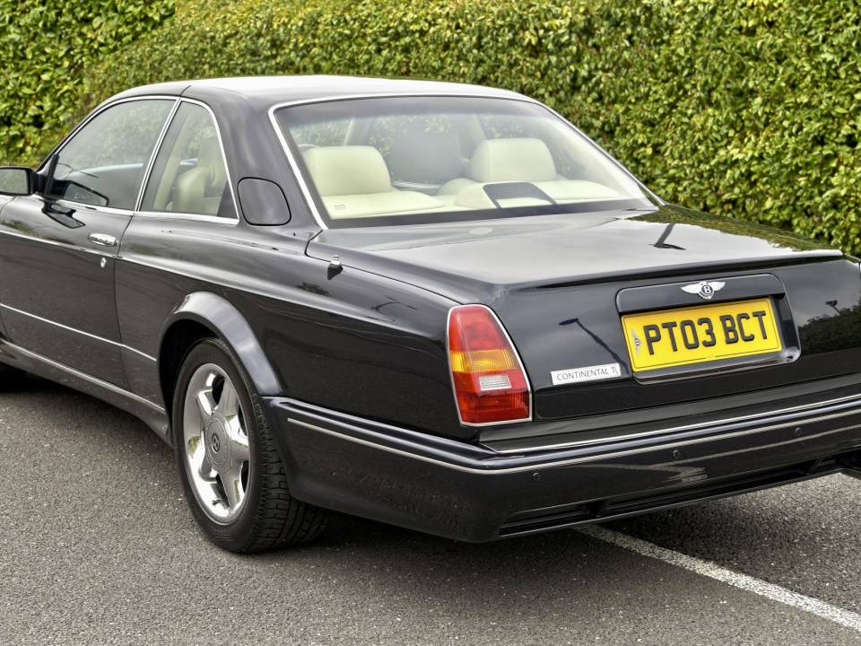 Image 11/50 of Bentley Continental T (2003)