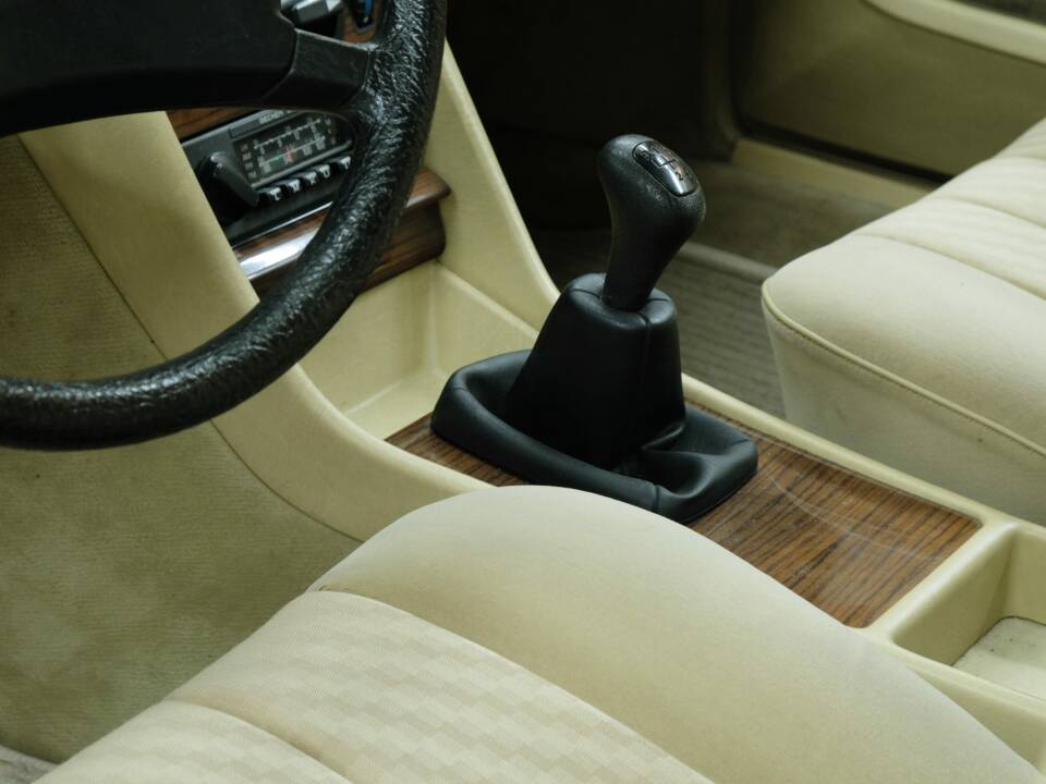 Bild 48/50 von Mercedes-Benz 280 S (1982)