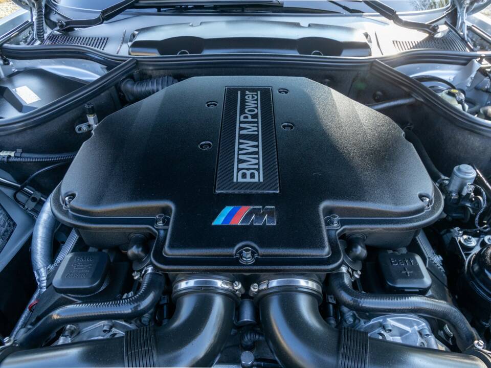 Image 4/50 of BMW Z8 (2002)