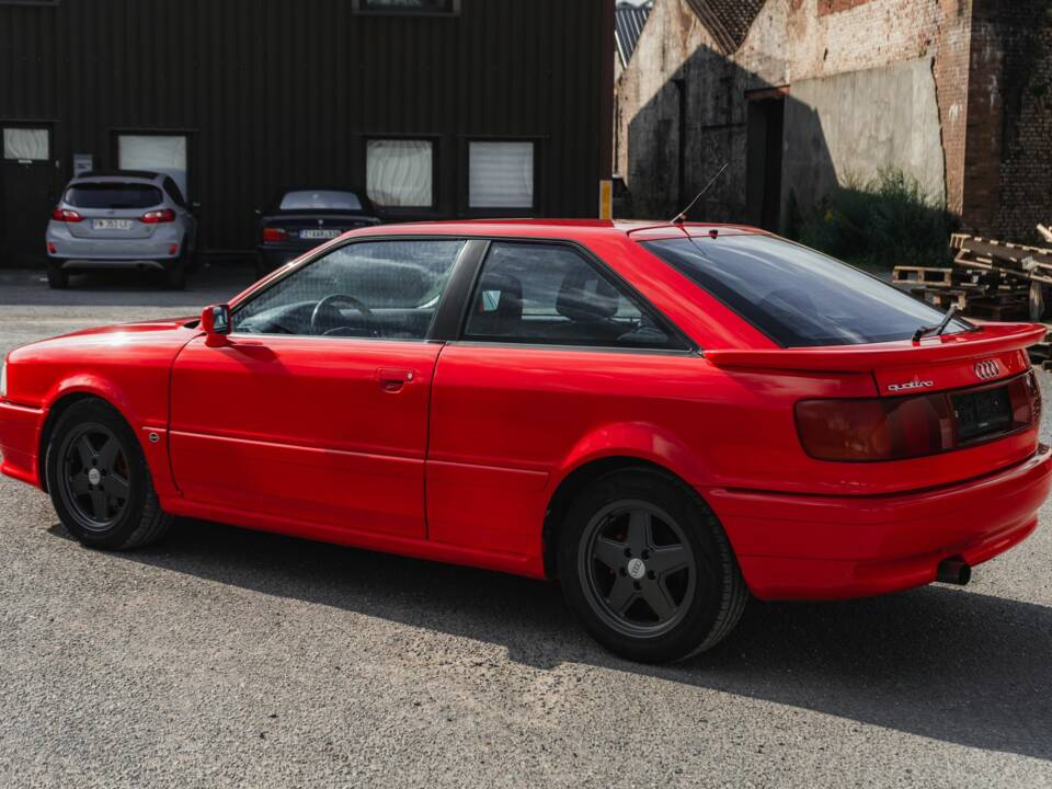 Afbeelding 14/77 van Audi Coupé S2 (1991)