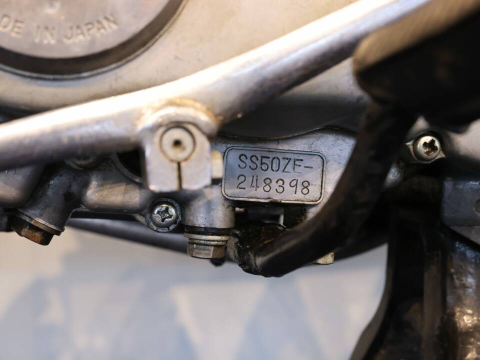 Image 18/21 de Honda SS 50 (1974)