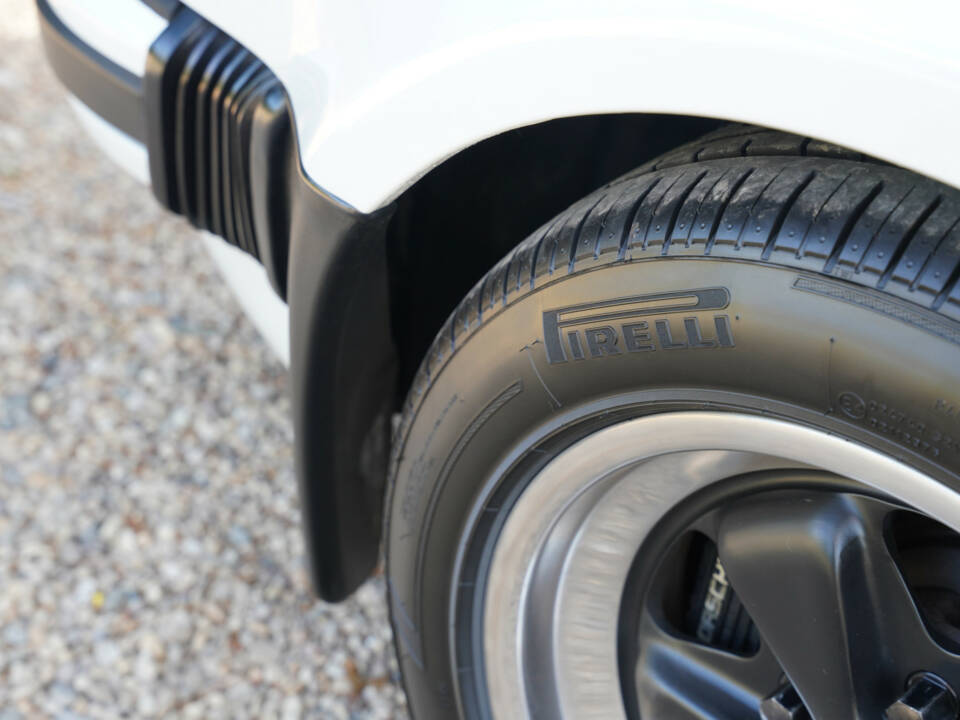 Image 47/50 of Porsche 911 Turbo 3.3 (1986)
