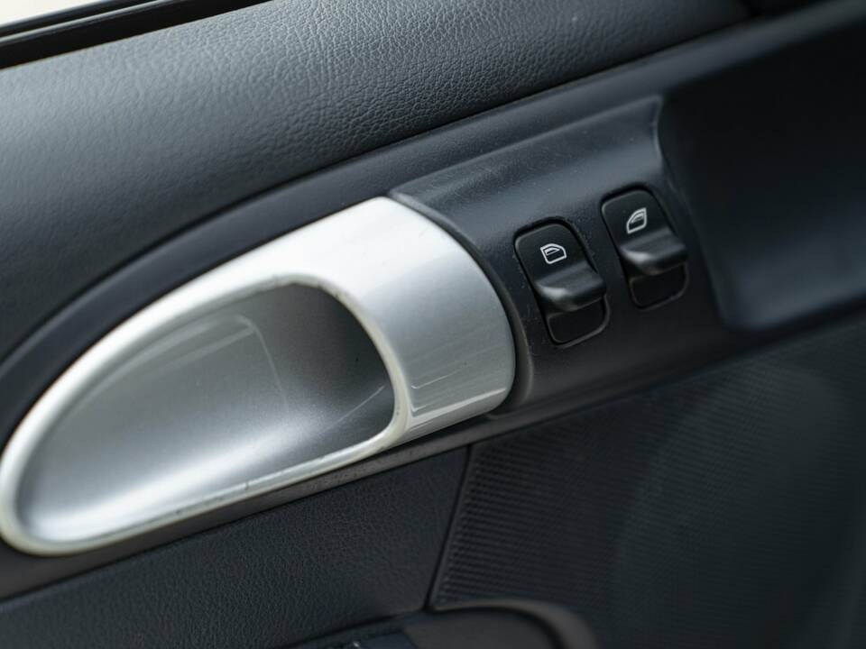 Image 32/50 of Porsche 911 Carrera (2009)
